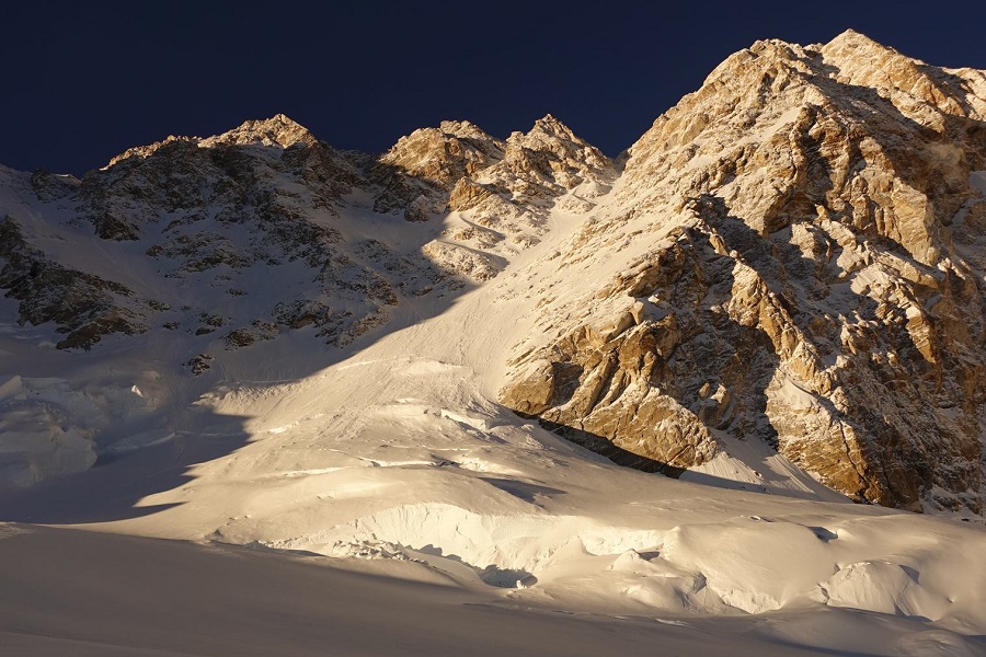 Kanchenjunga Expedition (8,586m) - Climb Mount Kanchenjunga